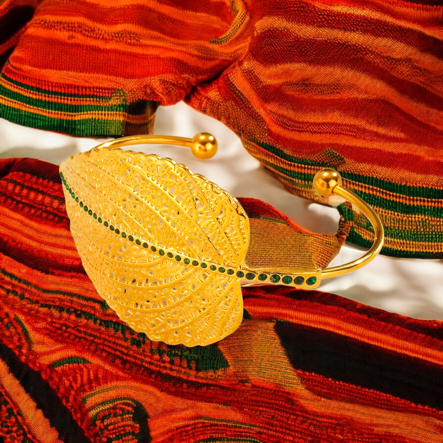 MAKENA Statement Bangle