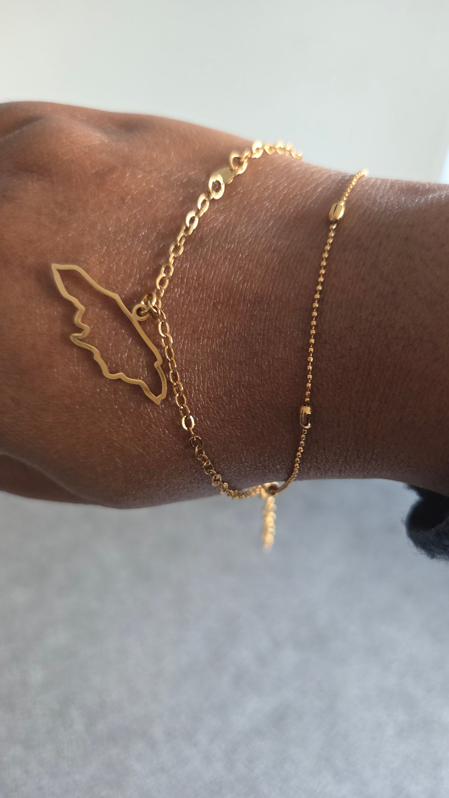 Jamaican Map Bracelet with Link Chain
