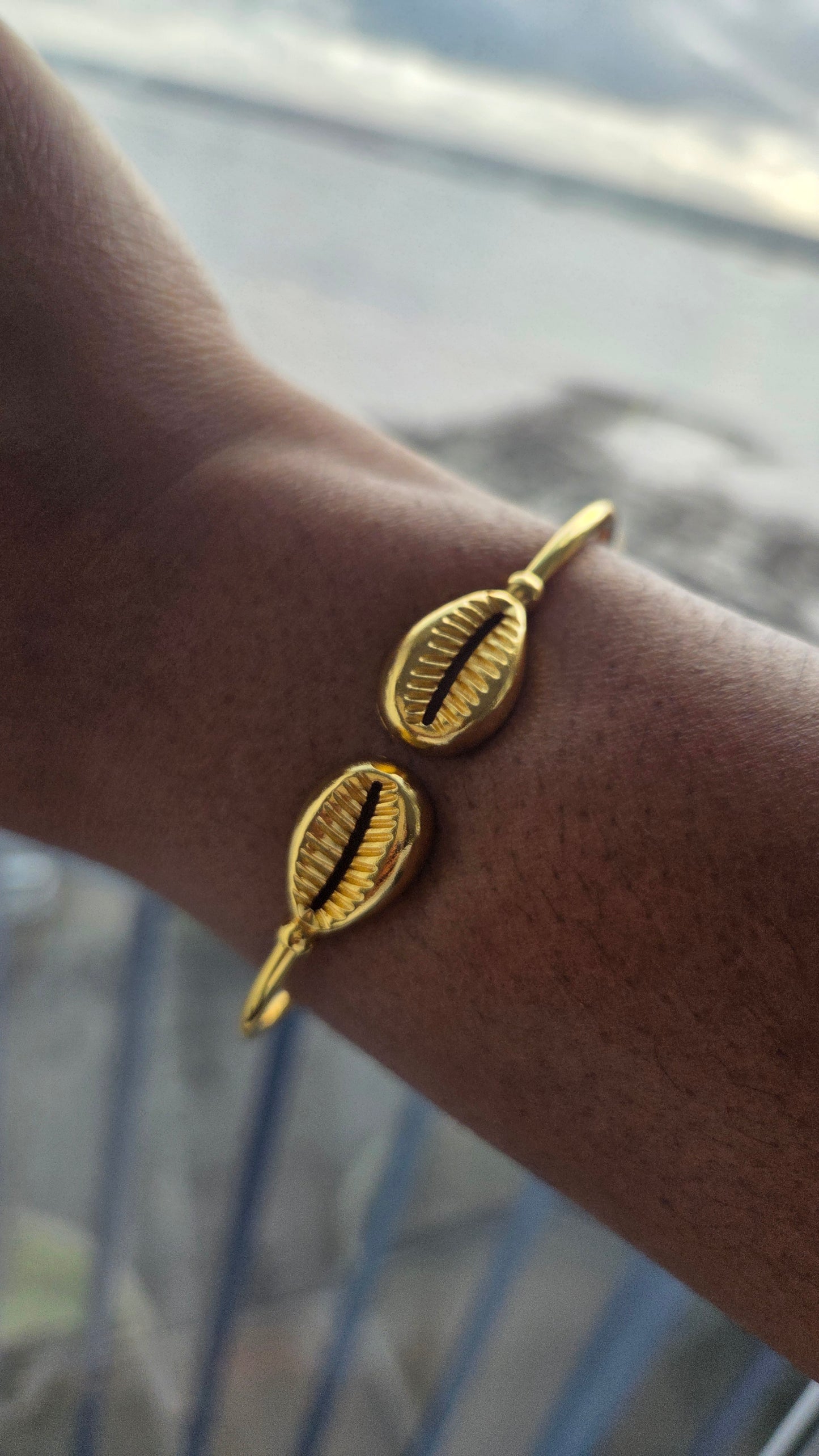 ISLA Cowrie Bangle