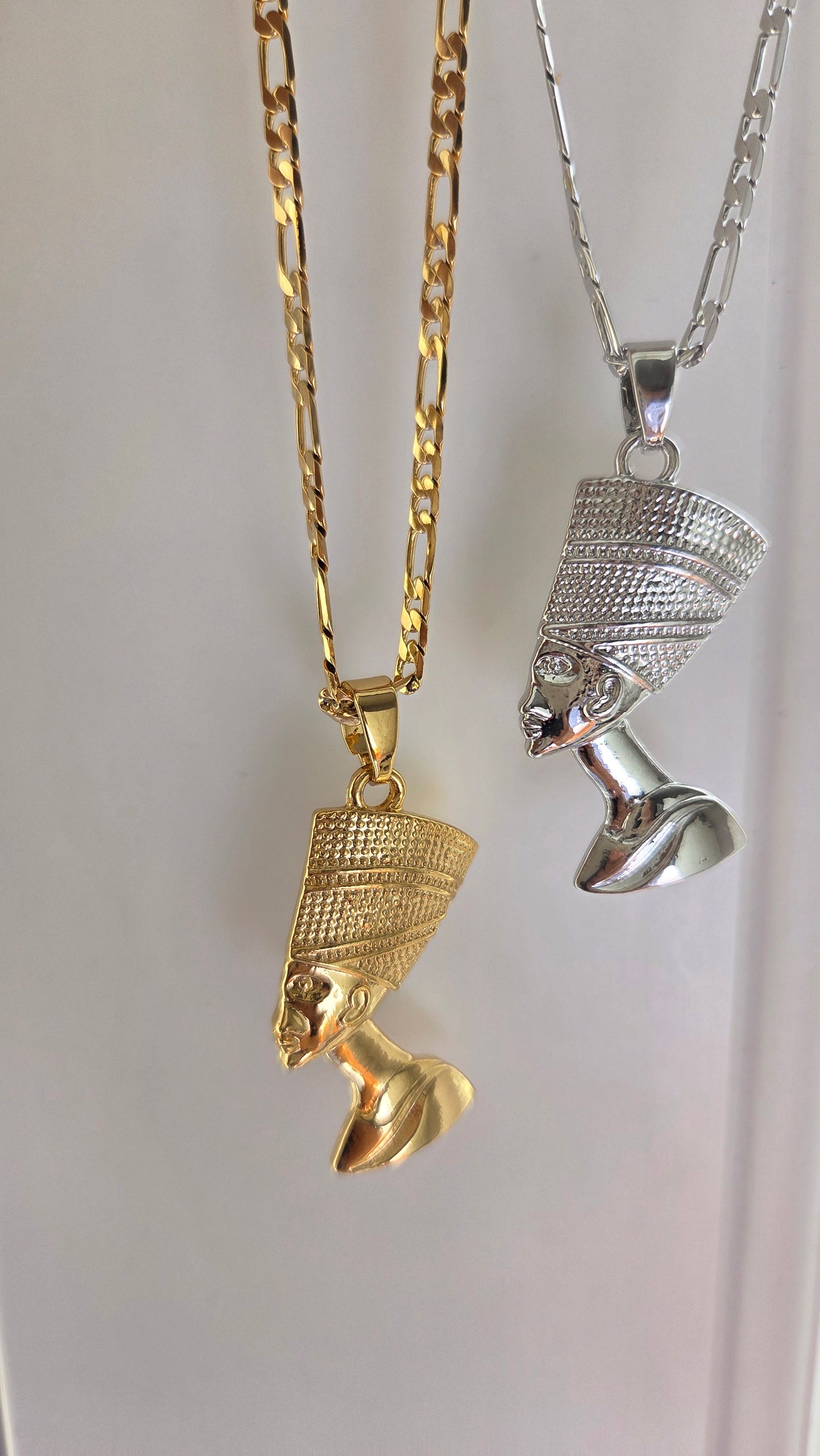 Eqyptian Queen Nefertiti Pendant Necklace